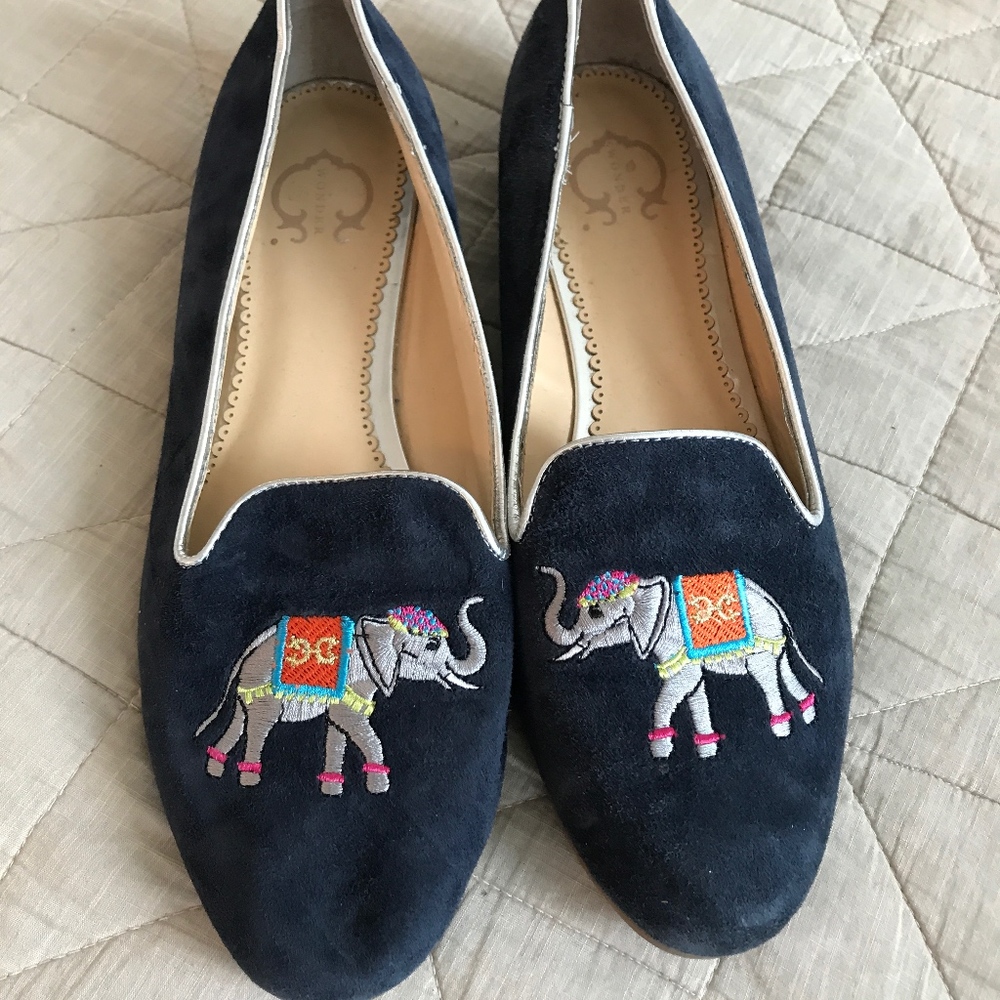C.Wonder Elephant Smoking Slippers